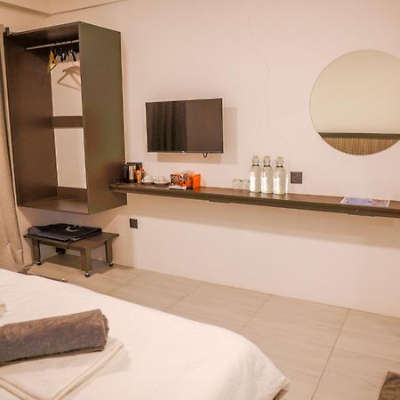 Nirili Villa Дифуши Екстериор снимка